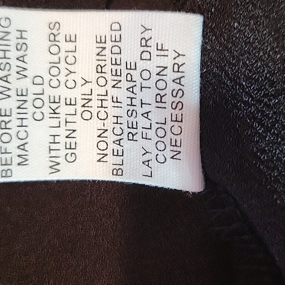 89th & Madison Black ruched 3 XL women's top - Picture 7 of 12